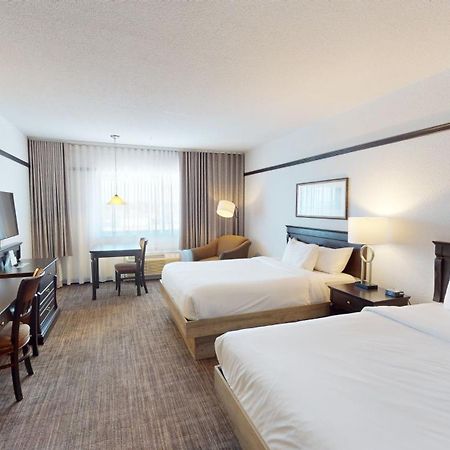 Hotel Le Montagnais Chicoutimi Exterior foto